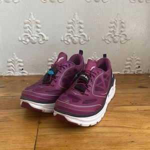 Purple Hoka OneOne Conquest